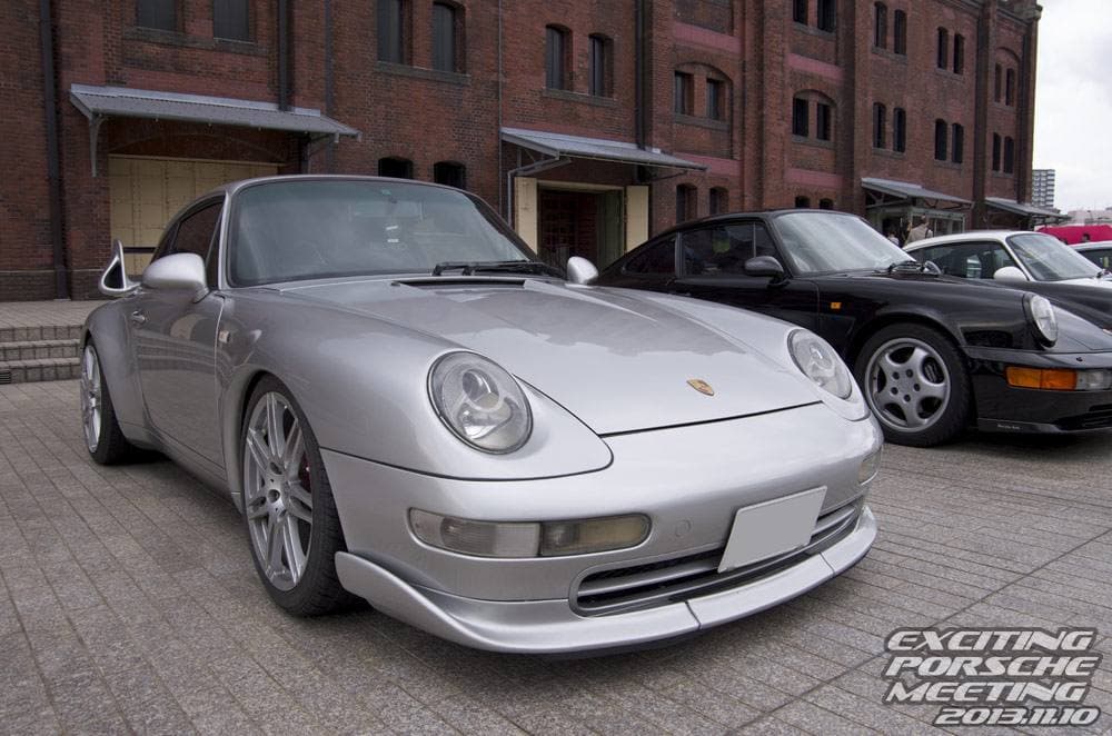 2013 年 EXCITING PORSCHE（横浜 赤レンガ倉庫）の展示車両と会場の様子 11