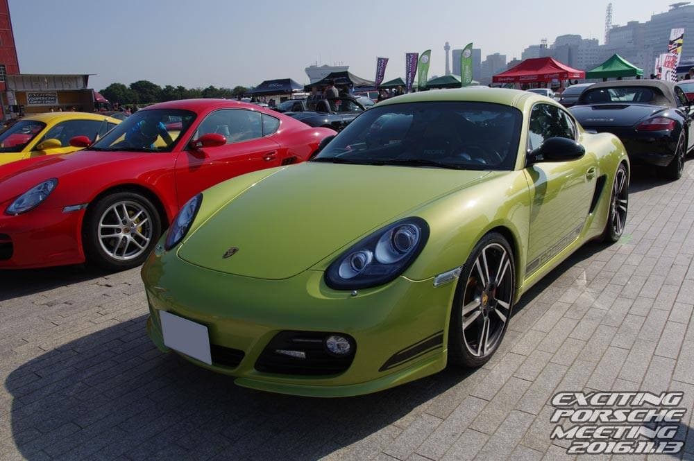 2016 年 EXCITING PORSCHE（横浜 赤レンガ倉庫）の展示車両と会場の様子 9