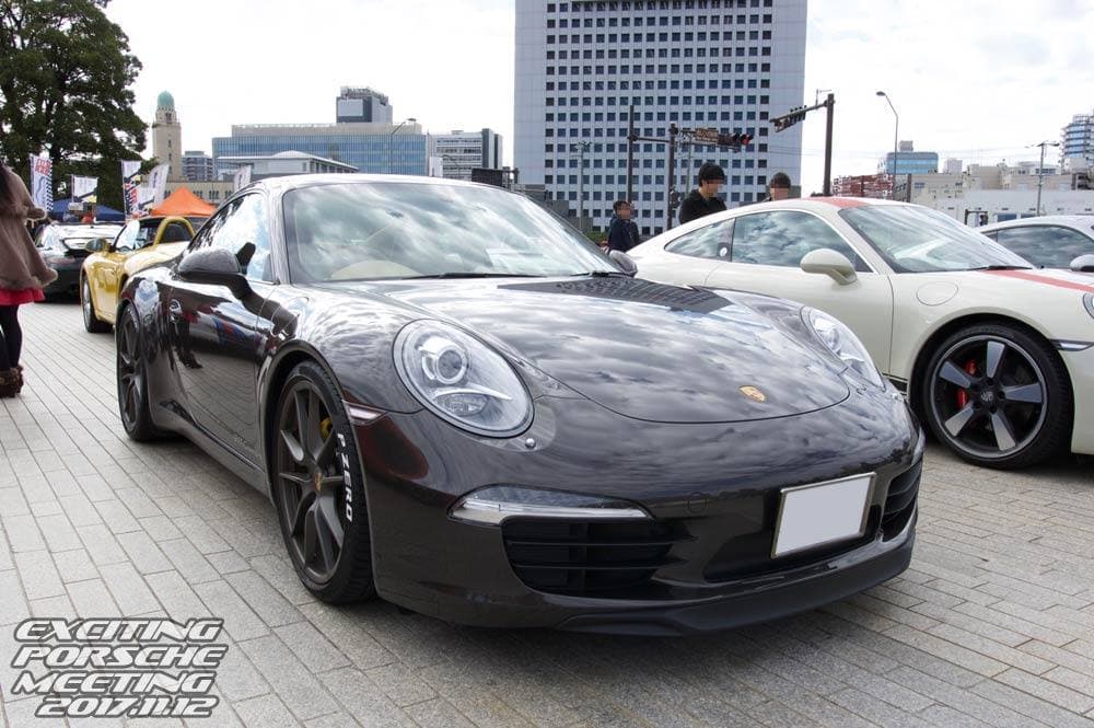 2017 年 EXCITING PORSCHE（横浜 赤レンガ倉庫）の展示車両と会場の様子 9