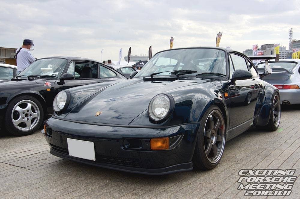 2018 年 EXCITING PORSCHE（横浜 赤レンガ倉庫）の展示車両と会場の様子 8