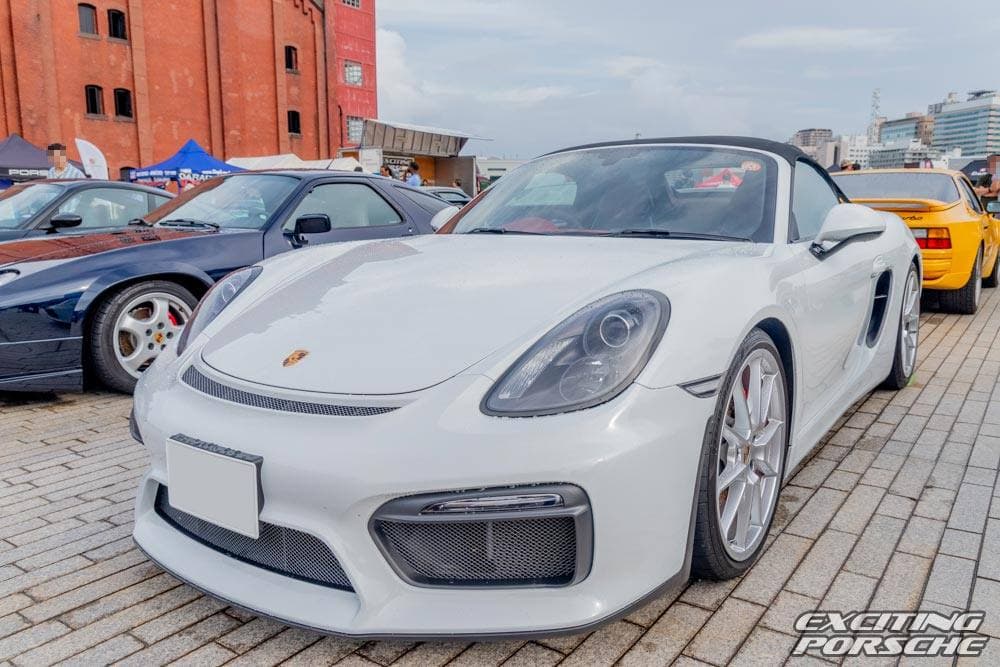 2024 年 EXCITING PORSCHE（横浜 赤レンガ倉庫）の展示車両と会場の様子 7