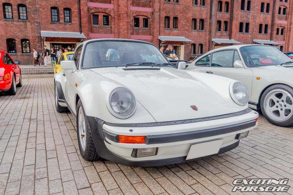 2024 年 EXCITING PORSCHE（横浜 赤レンガ倉庫）の展示車両と会場の様子 8