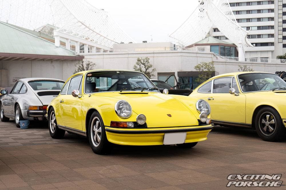 2025 年 EXCITING PORSCHE（神戸 メリケンパーク）の展示車両と会場の様子 2