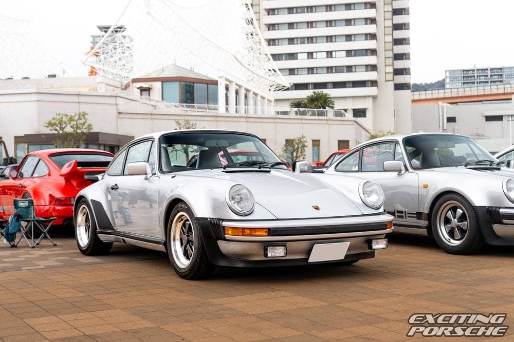 2025 年 EXCITING PORSCHE（神戸 メリケンパーク）の展示車両と会場の様子 4