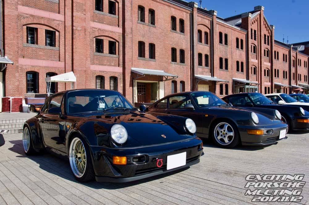 2017 年 EXCITING PORSCHE(横浜 赤レンガ倉庫)の会場の様子