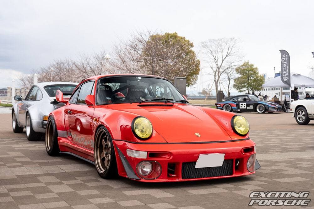 2025 年 EXCITING PORSCHE(神戸)に展示されたレッドの空冷 911